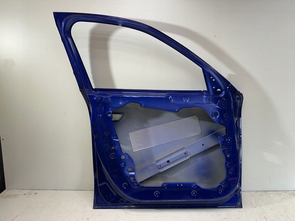 Дверей ліве перед maserati grecale 22- Недорого