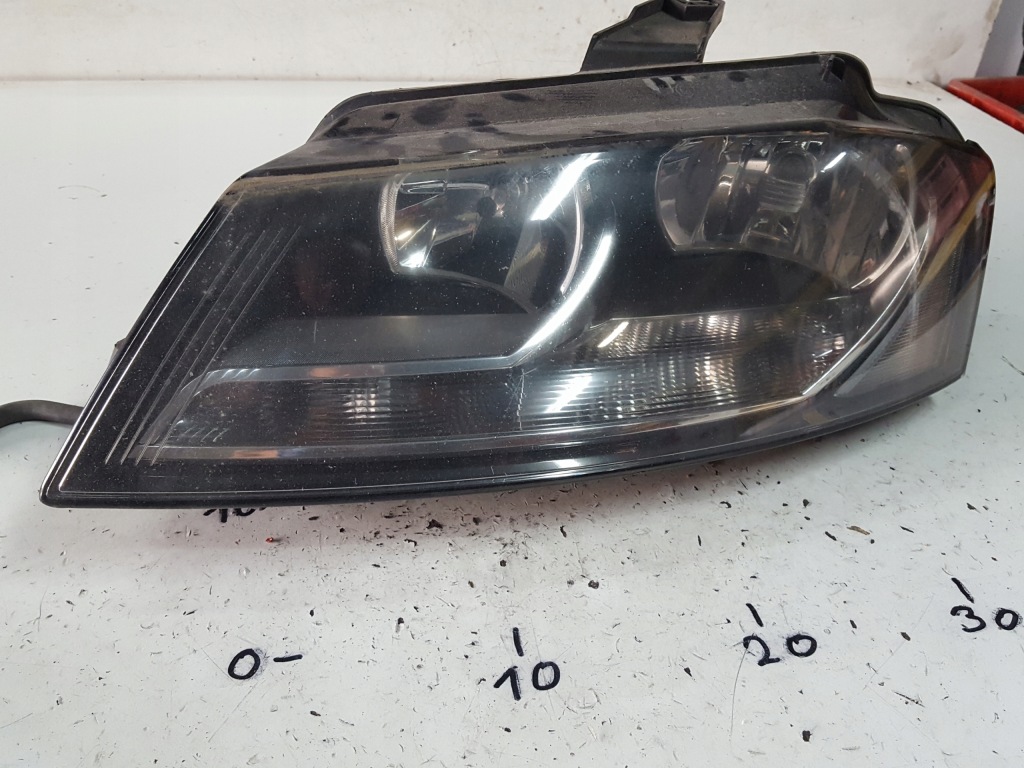 фото №1, Audi a3 8p lift 08-12r лампа левая перед anglik