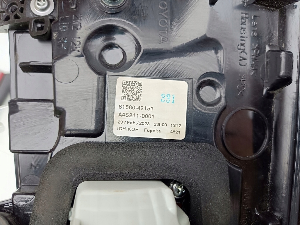 Фара toyota rav 4 21r led 81580-42151 правий Доставка