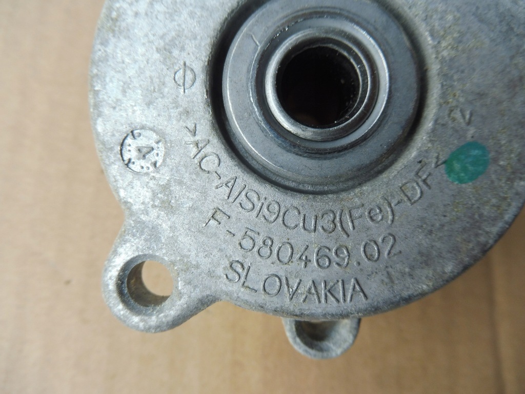 фото №4, Toyota aygo ii 1.0 натяжитель ремень