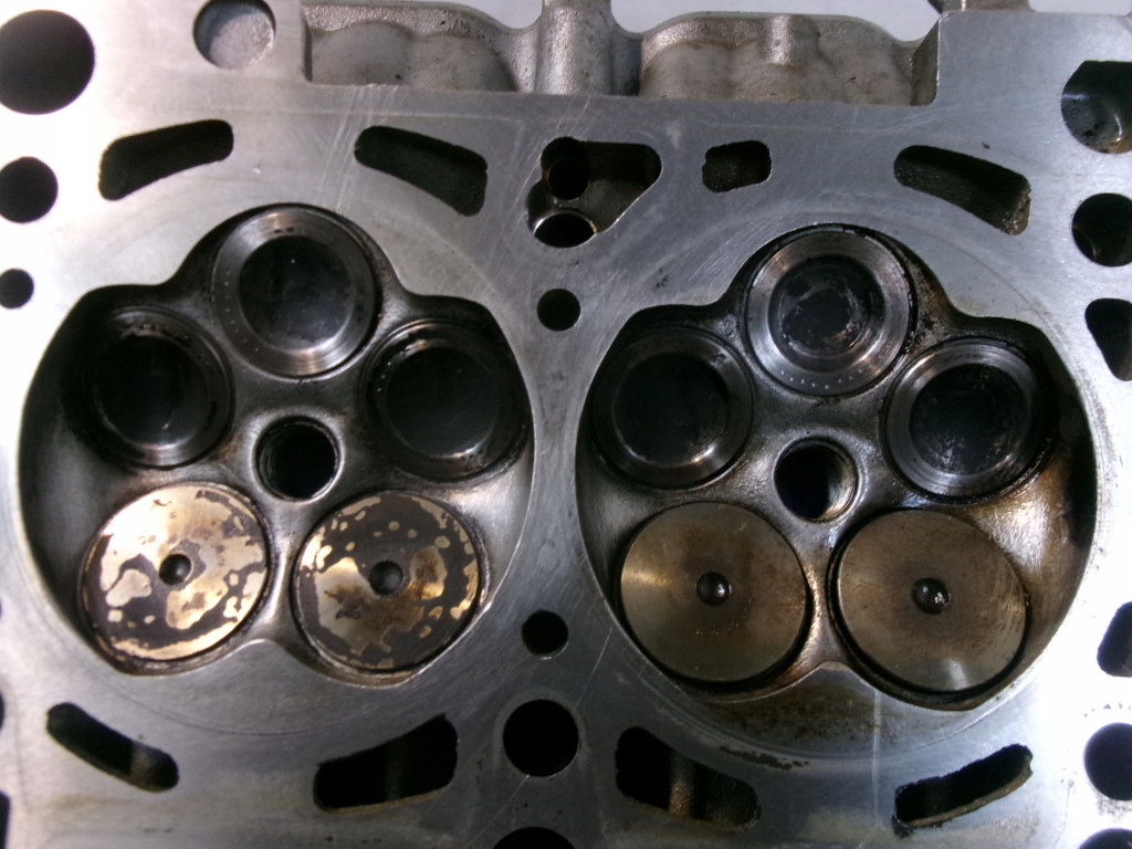 Audi a4 b6 2.0 20v 130km головка двигуна 06b103373am alt вали Київ