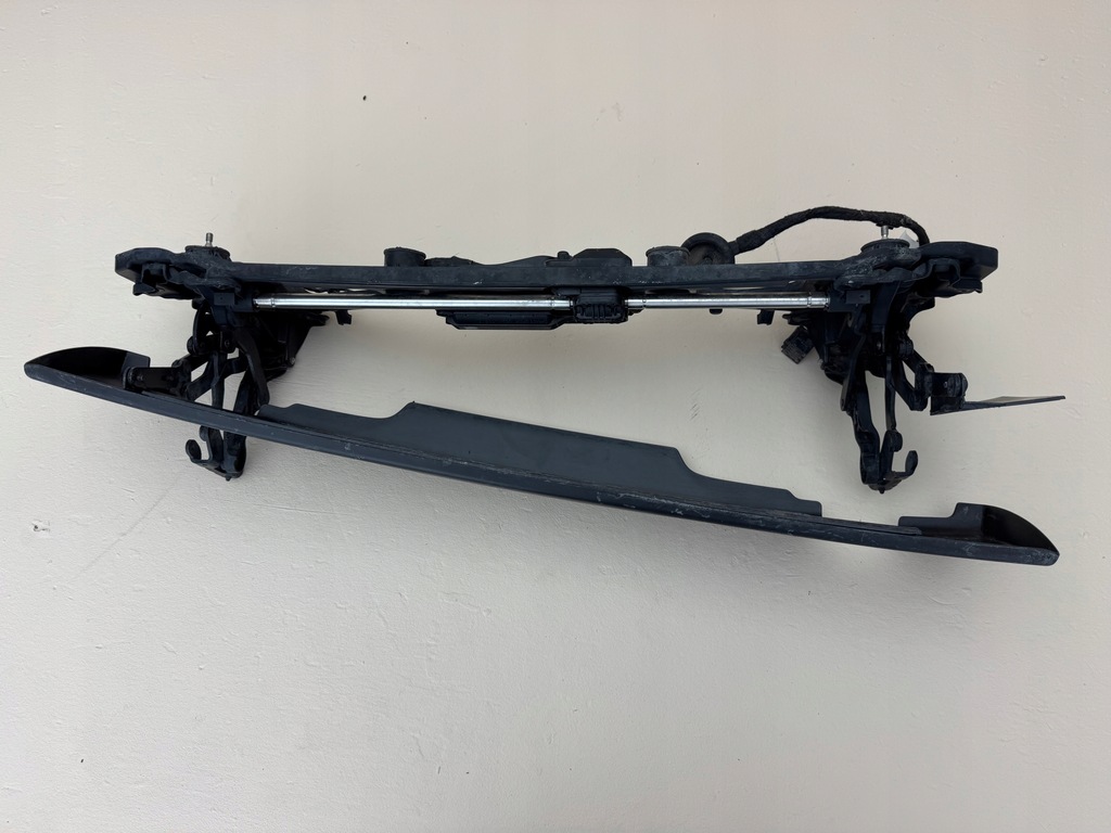 фото №15, Porsche cayenne iii 3 coupe 17r- механизм спойлер спойлер крышки 9y3971127