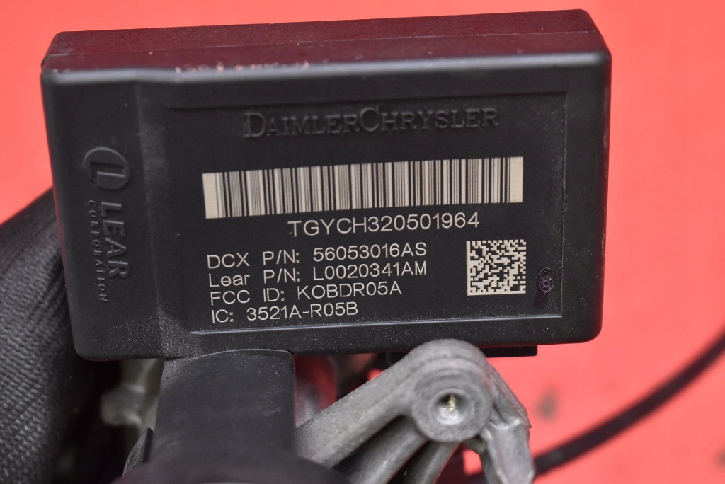 фото №8, Замок зажигания ключ 56053016as jeep grand cherokee iii wk 3.7 v6 210 km 04-10