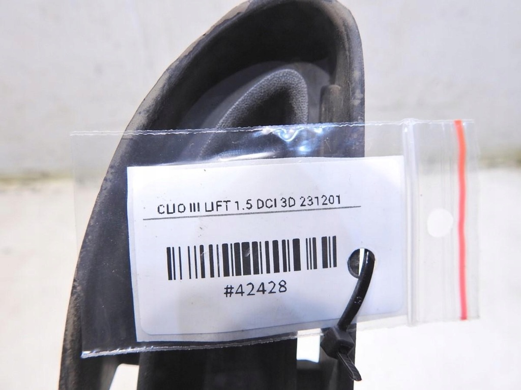 фото №4, Решётка бампера перед renault clio iii lift