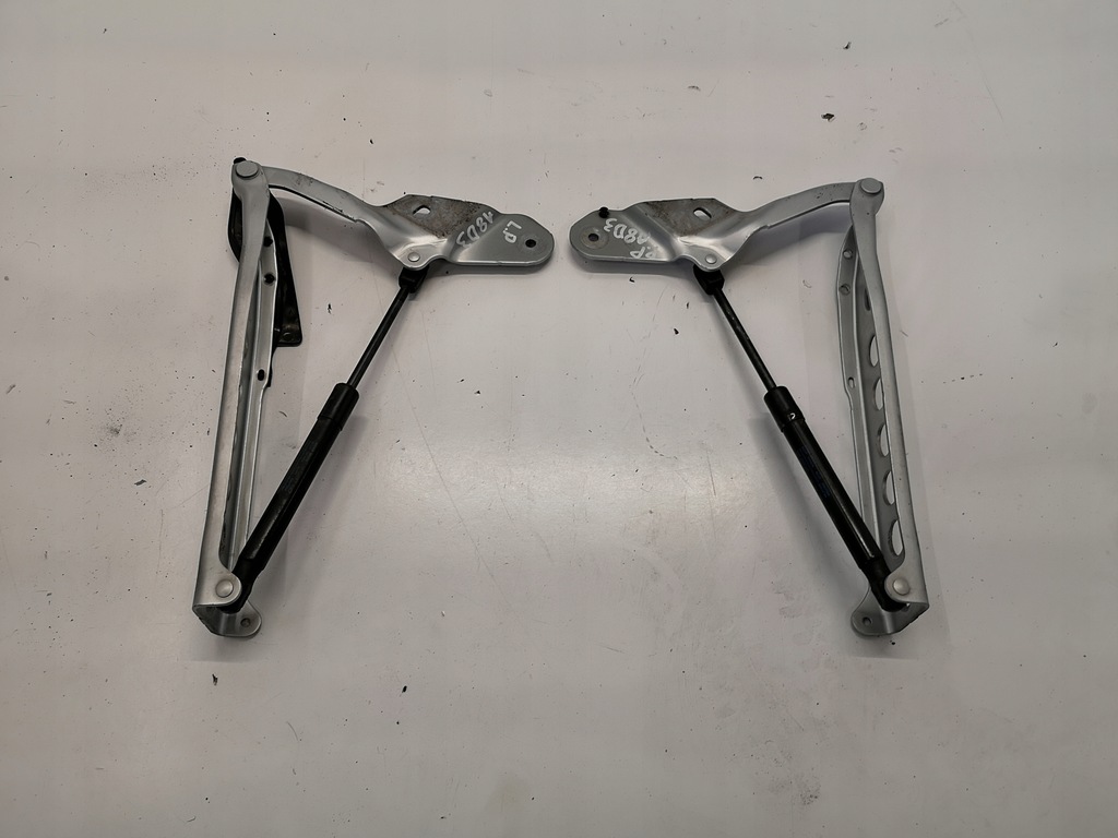 фото №1, Audi a8 d4 11r петля капот правый lx7w