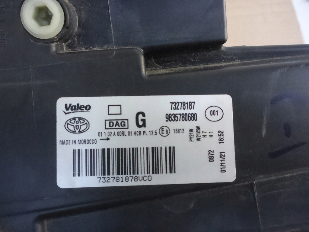 фото №16, Toyota proace city лампа левая перед оригинал