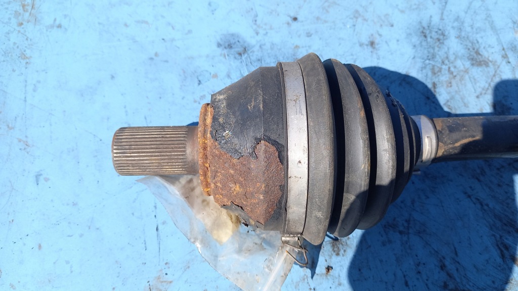 фото №2, Привідний вал ліва volvo xc60 2.4 d5 бі-турбо