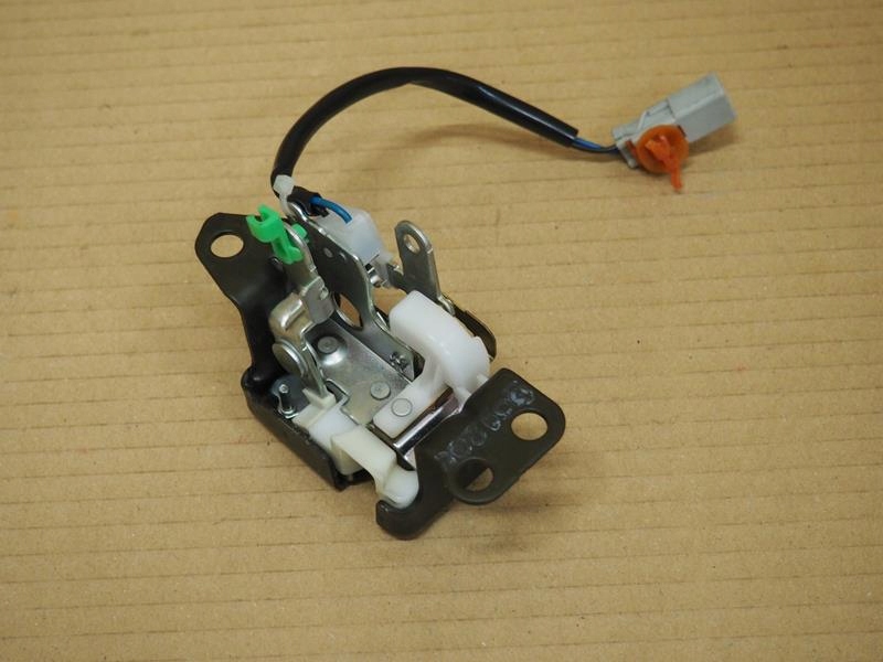 фото №1, Замок задний стекло крышки honda crv ii lift