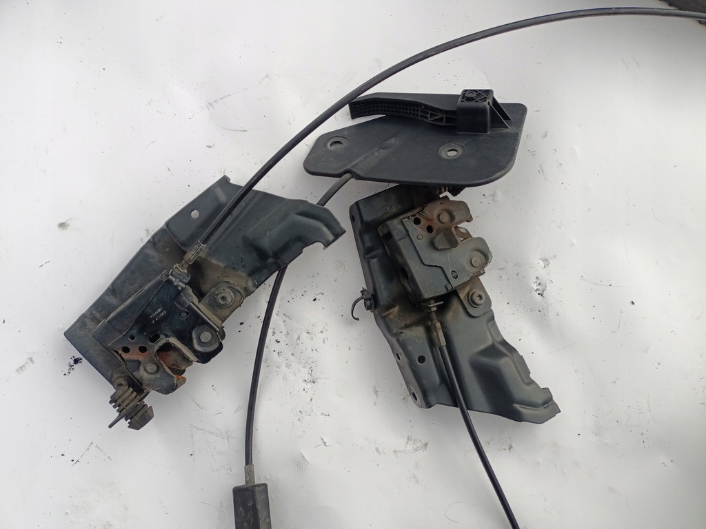 фото №1, Трос открывания капот решётка замки scania r s