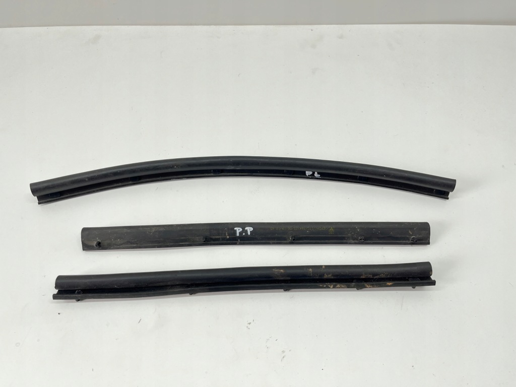 фото №1, Уплотнители капот renault talisman 2015-