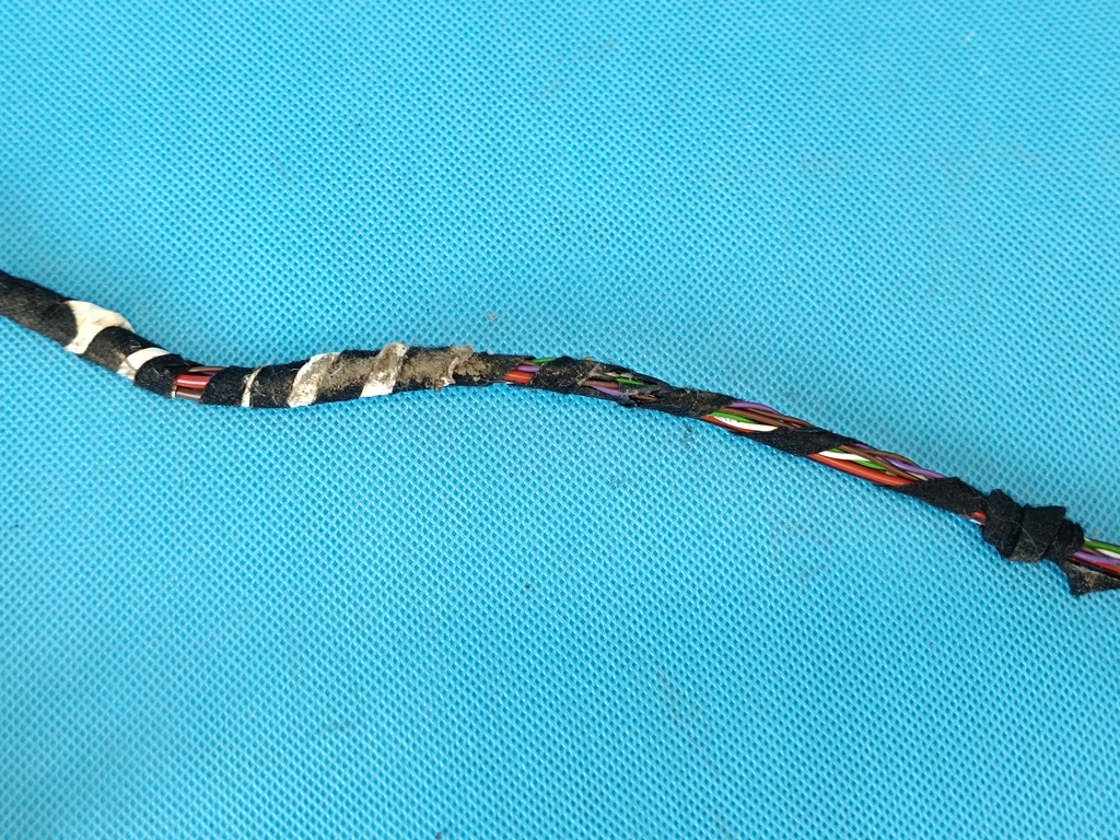 фото №8, Skoda octavia iv combi 1,5tsi 110kw 2021r джгут сидіння водія 5e3971391k