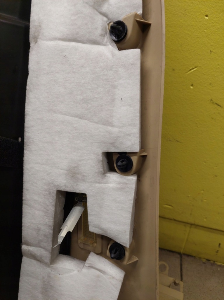 Vw touareg i обшивка левый багажника 7l6867037 Доставка