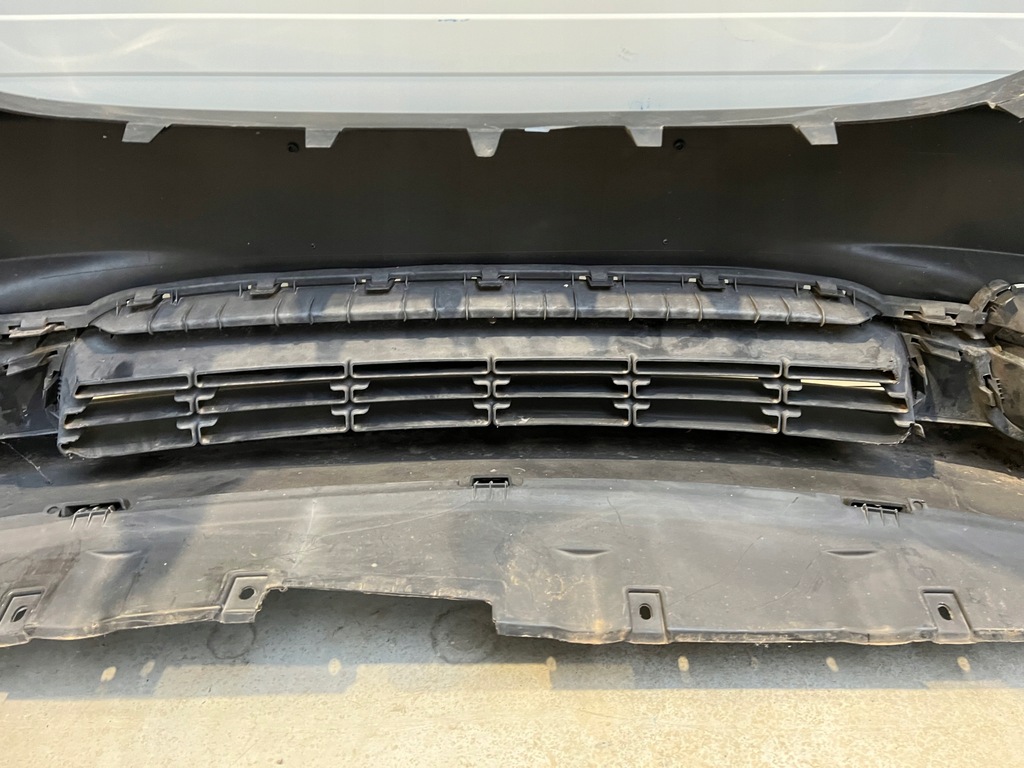 фото №12, Бампер передній chrysler voyager