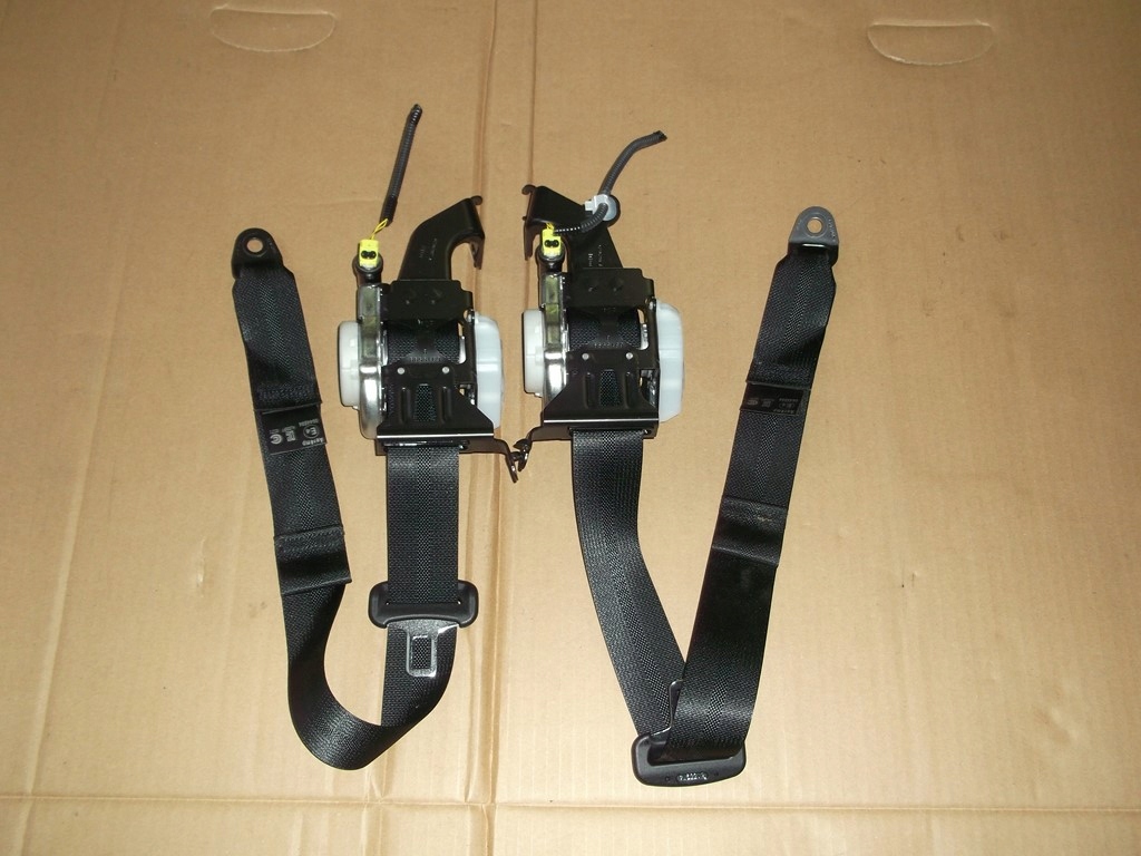 фото №2, Toyota prius iv 2019 pas безпеки задня правий