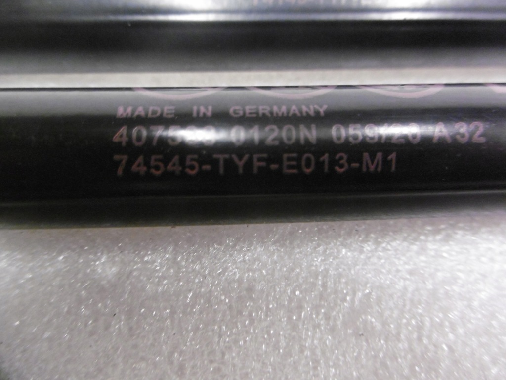 фото №5, Honda e electric - амортизаторы капот