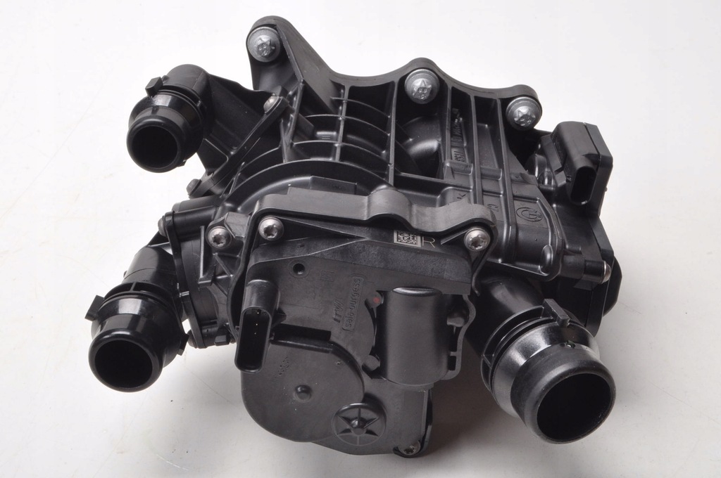 фото №7, Bmw 5 g60 2.0 гибрид корпус термостата 24r 9896578