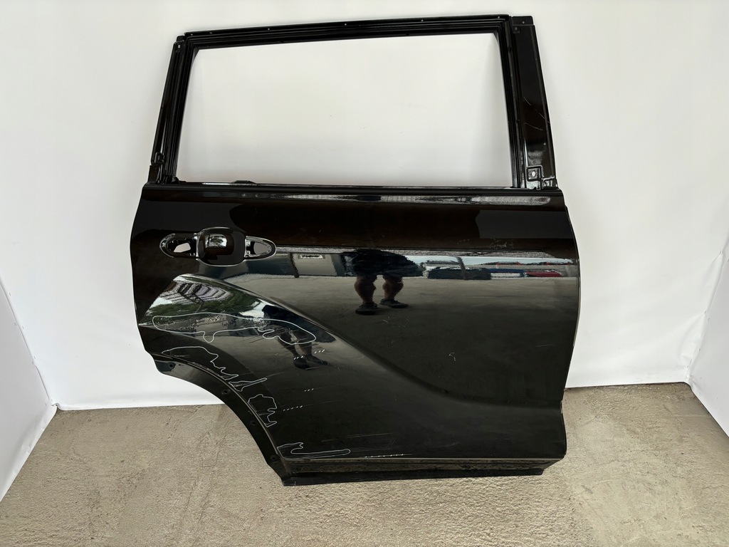 фото №1, Toyota highlander iv 2019r- дверь задняя правое задние