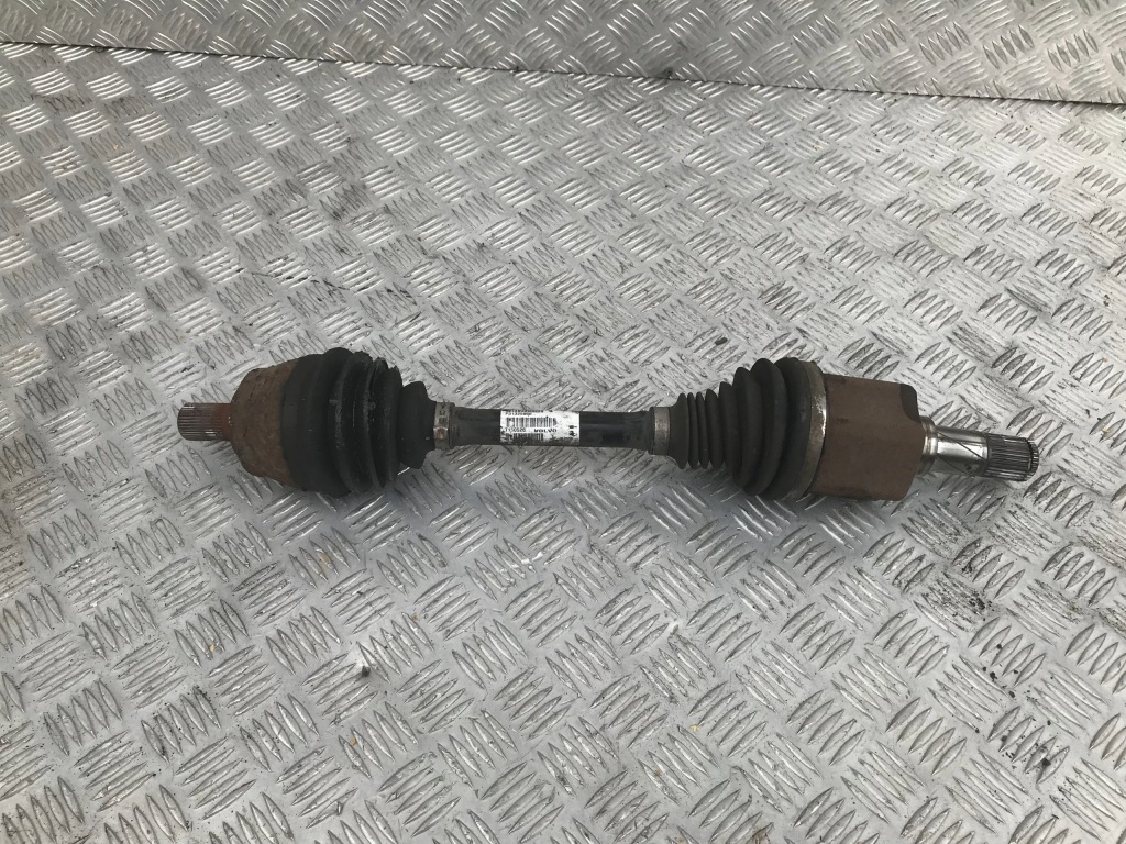 Приводной вал перед левая volvo v40 2 12- 2.0d 31325960 Цена