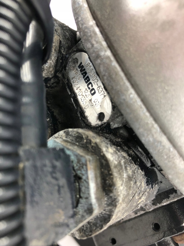 Man tgm tgl e6 клапан осушитель воздуха 81521026371 4324101350 Недорого