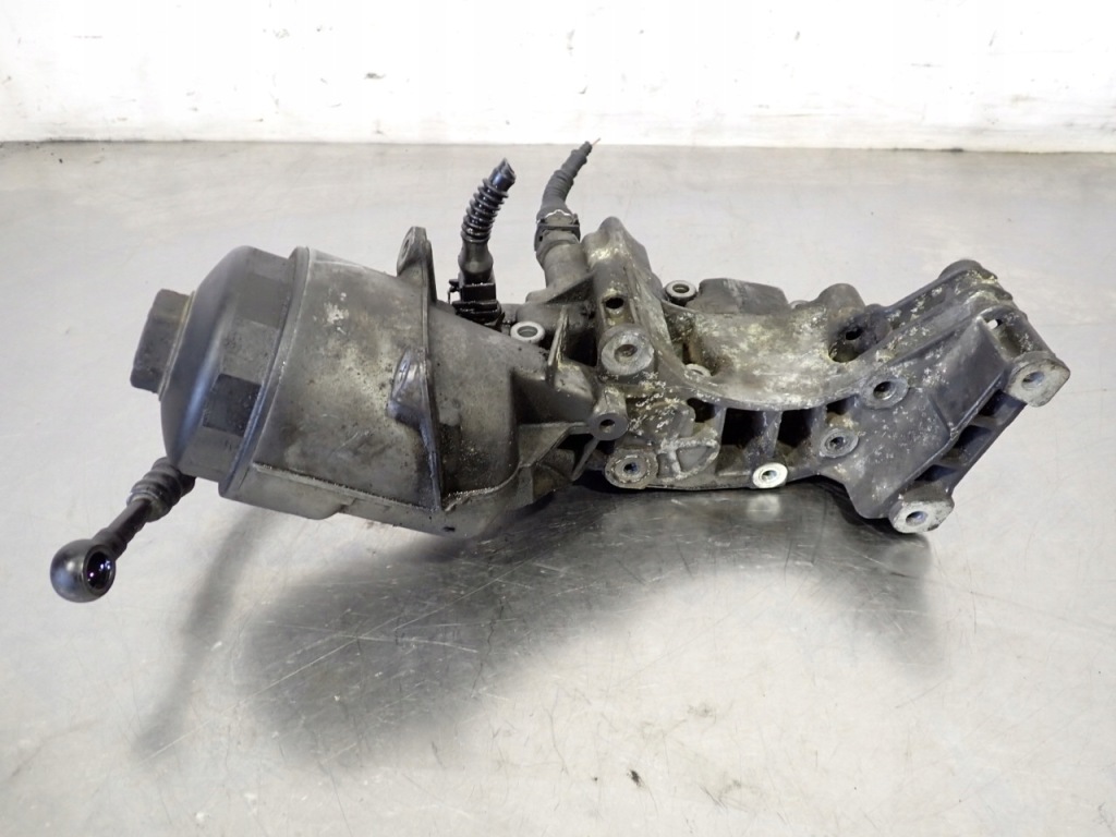 фото №3, Основание фильтра масла bmw e46 x-drive