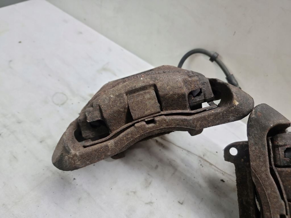 фото №5, Audi a6 c6 kombi avant супорти гальмівні перед