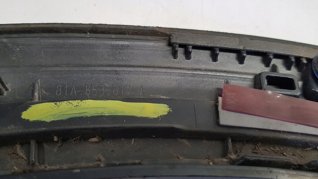 фото №12, Молдинг крыла левый задняя audi q2 81a853817a