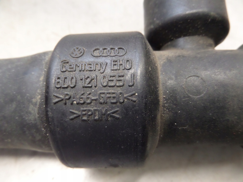 фото №8, Audi vw 1.6 шланг труба wody 8d0121055j