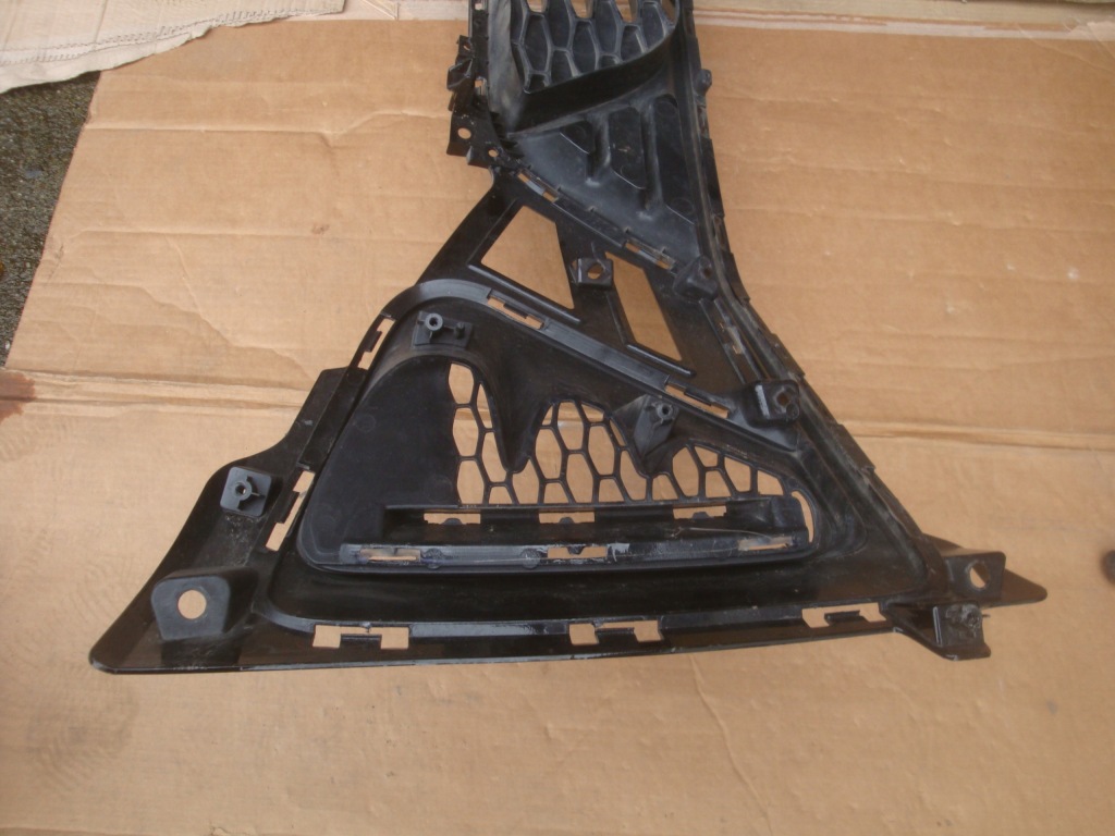 фото №6, Kia proceed решітка бампера перед