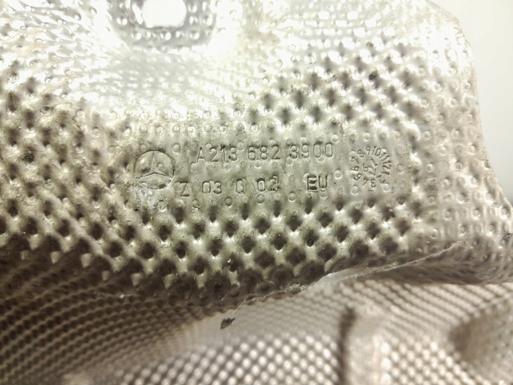 фото №5, Mercedes e w213 защита тепловая a2136807003