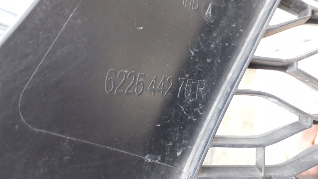 фото №8, Dacia logan sandero ii решётка бампера 622544275r