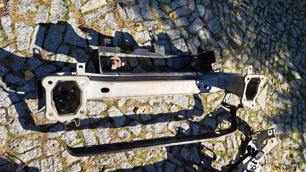 фото №7, Volvo v50 s40 ii lift 07- pas передній балка підсилювач передній 426-26