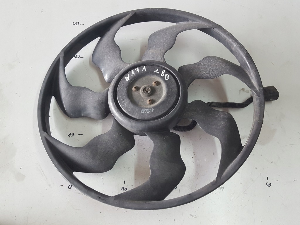 фото №1, Mercedes slk r171 w171 1.8 k вентилятор радиатора