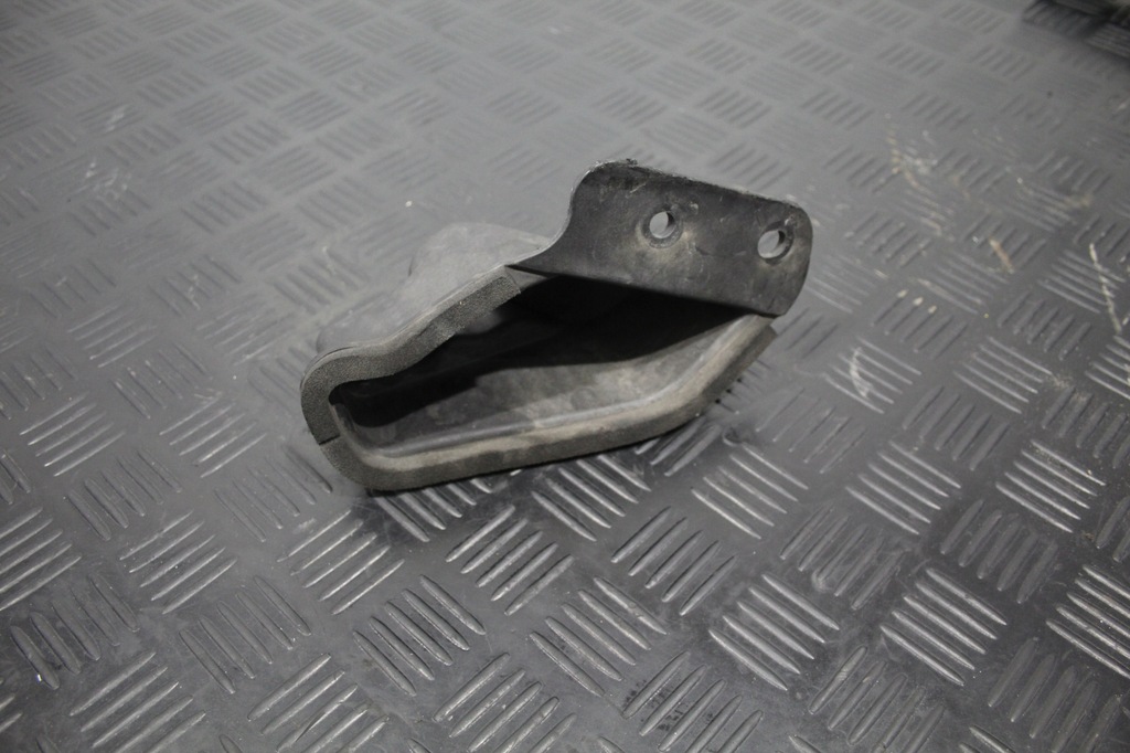 фото №1, Захист заглушка maserati levante m161 670033500