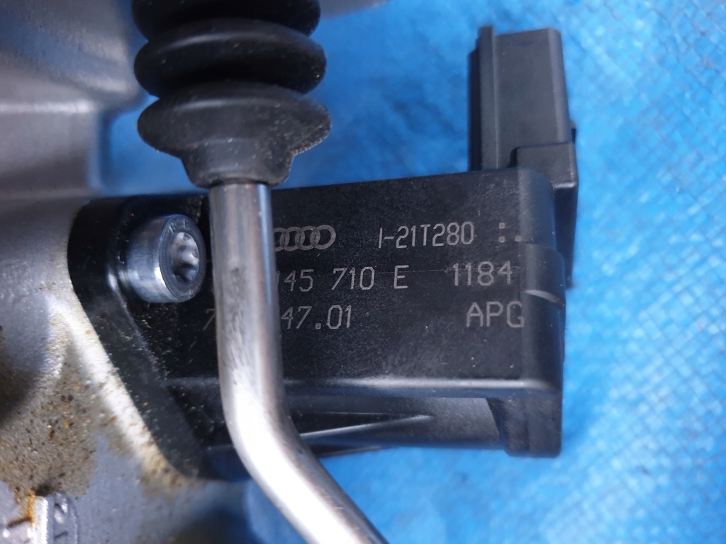 фото №6, Bentley bentayga 6.0t w12 турбонагнетатель турбина