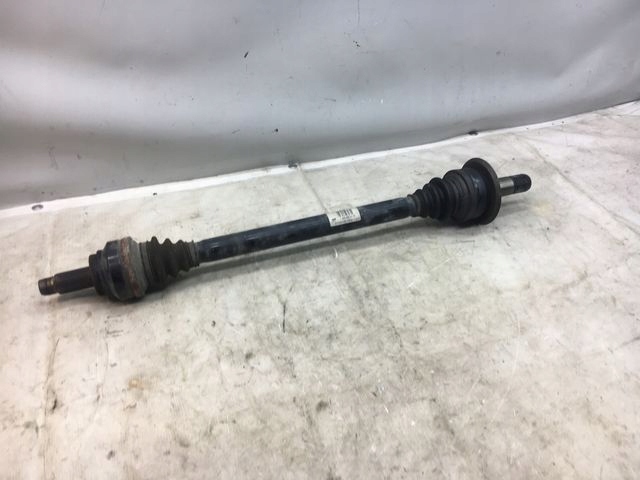 фото №1, Bmw f02 приводной вал правый задняя 7566086