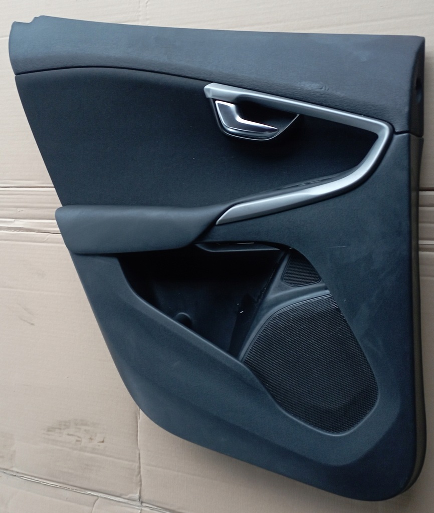 фото №1, Volvo v40 ii обивка дверь задняя левая