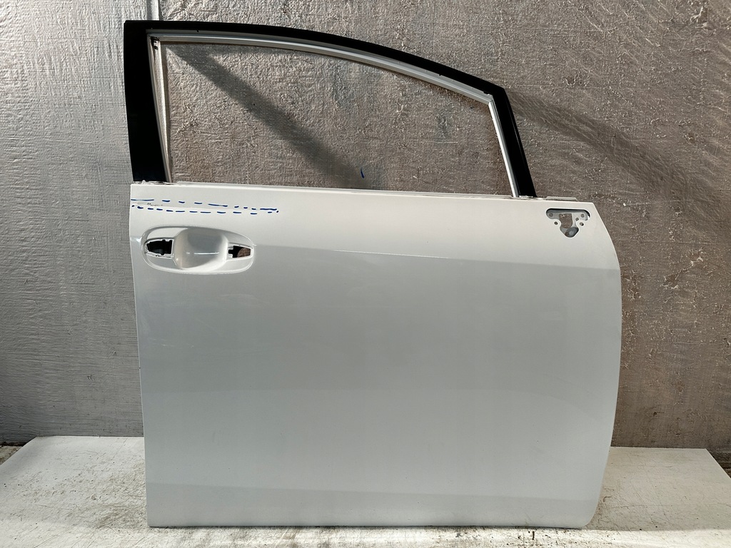 фото №1, Toyota verso дверь правый перед передние правое 09-