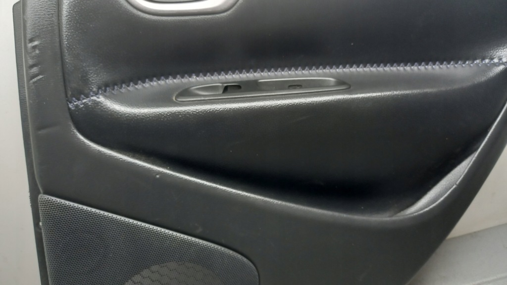 фото №4, Обивка дверь правый задняя volvo xc70