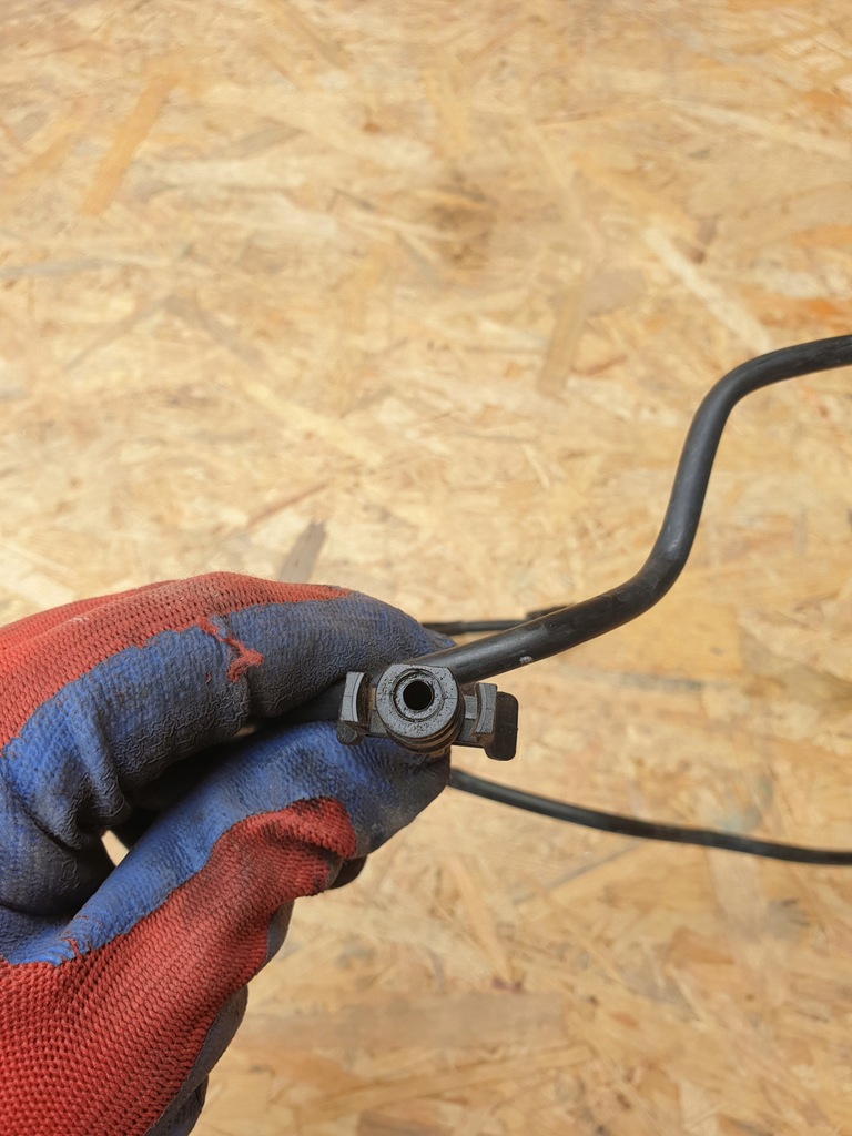 фото №5, Ford focus mk3 шланг бачок расширительный