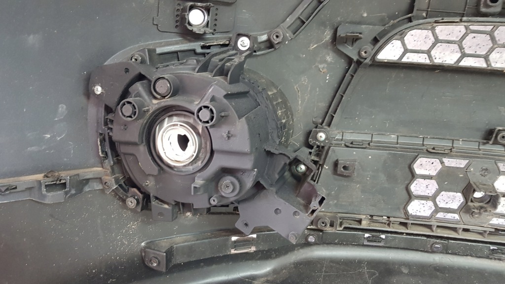 Kia soul рестайлинг  2014 - pdc бампер перед 3387 Оригинал