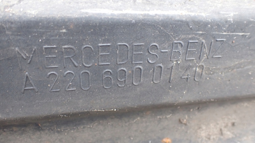 A2206900140 поріг лівий mercedes w220 чорний Київ