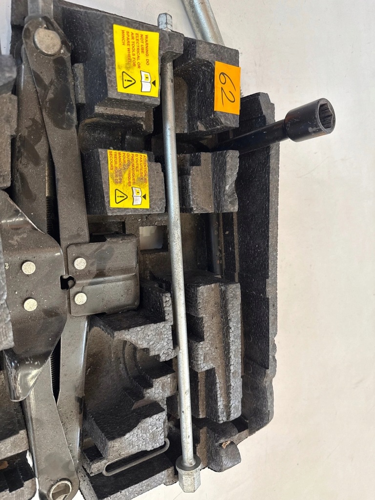 фото №8, Набор ремонтный вкладыш колеса запасного renault master iii lift