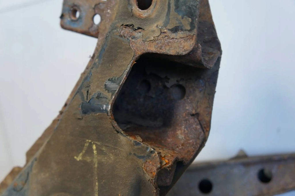 Балка підрамник підрамник перед передня ssangyong tivoli 2015 1.6 e-xgi Ціна