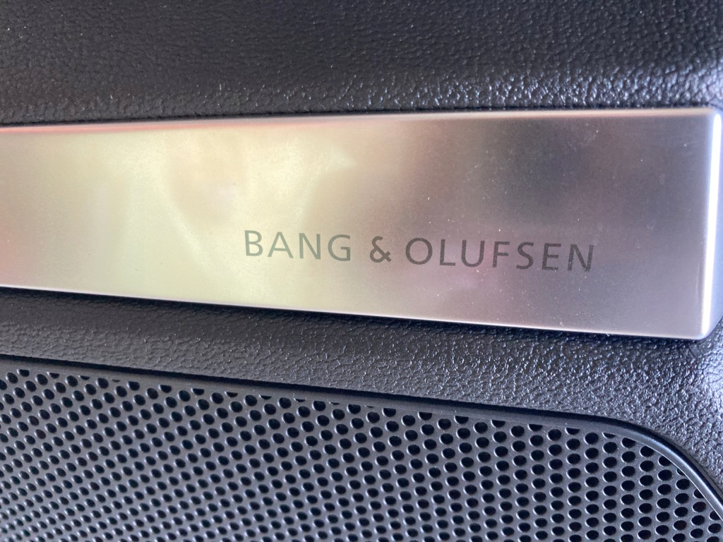 фото №5, Audi a3 8y обшивка двері правий перед ambiente led