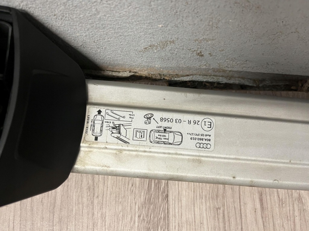 Audi q5 80a рейлинги кровельные комплект оригинал 80a860019 Оригинал