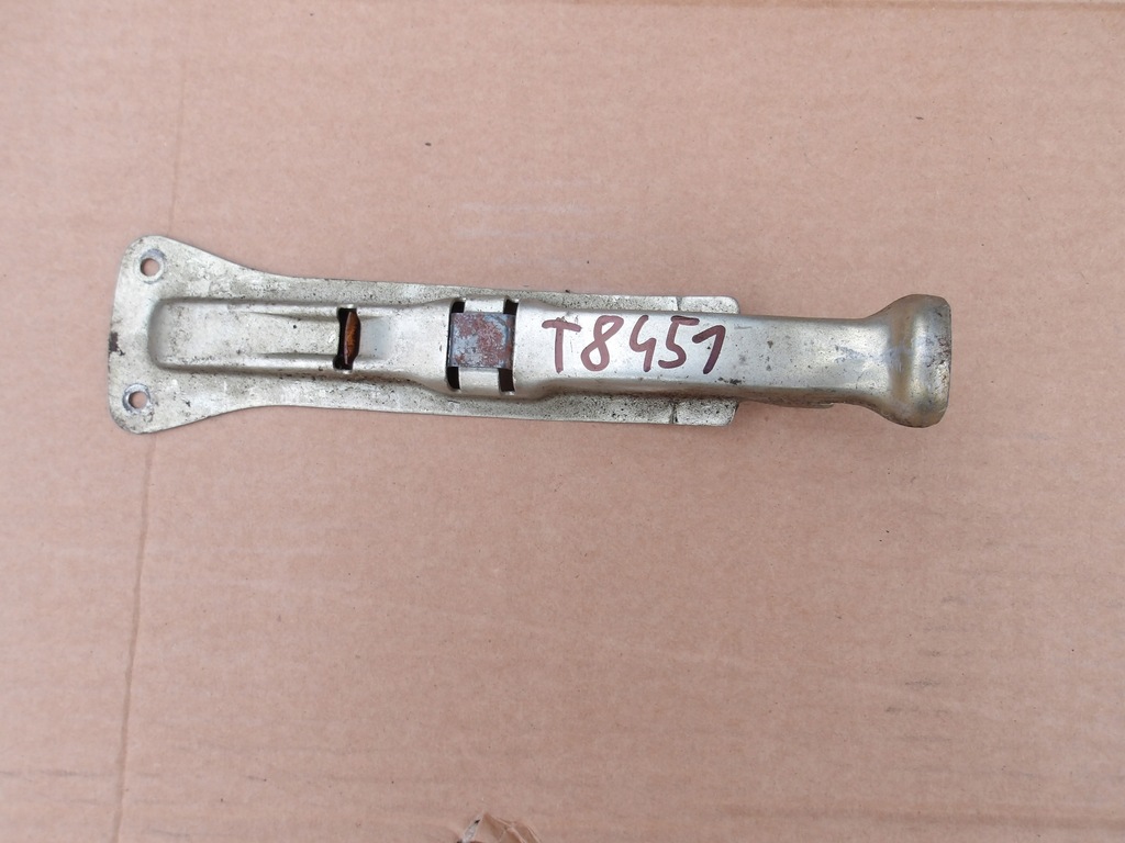 фото №1, Направляющие подголовников задние задняя сиденье mercedes 190 w201