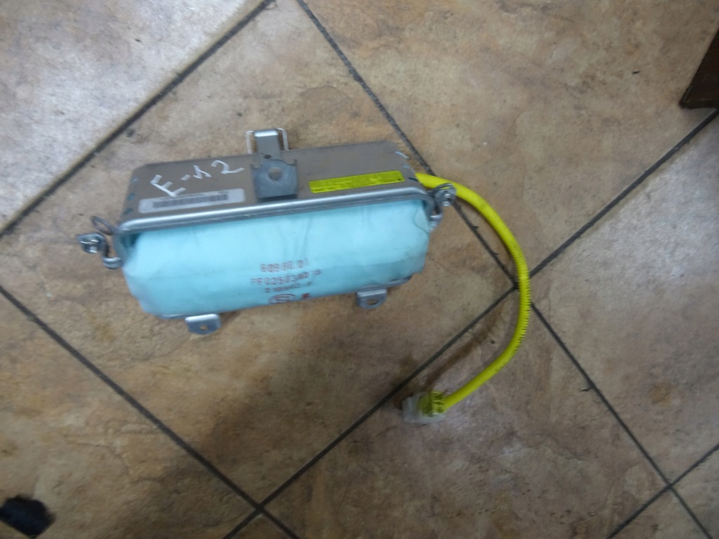 фото №1, Corolla e12 подушка безпеки подушка пасажира 6098001