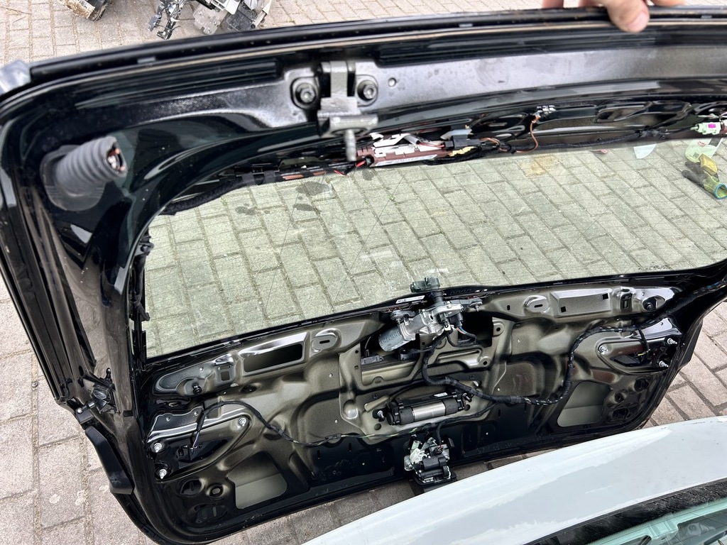 фото №15, Audi q3 83a suv 2024 крышка багажника задняя задняя комплектная + лампы