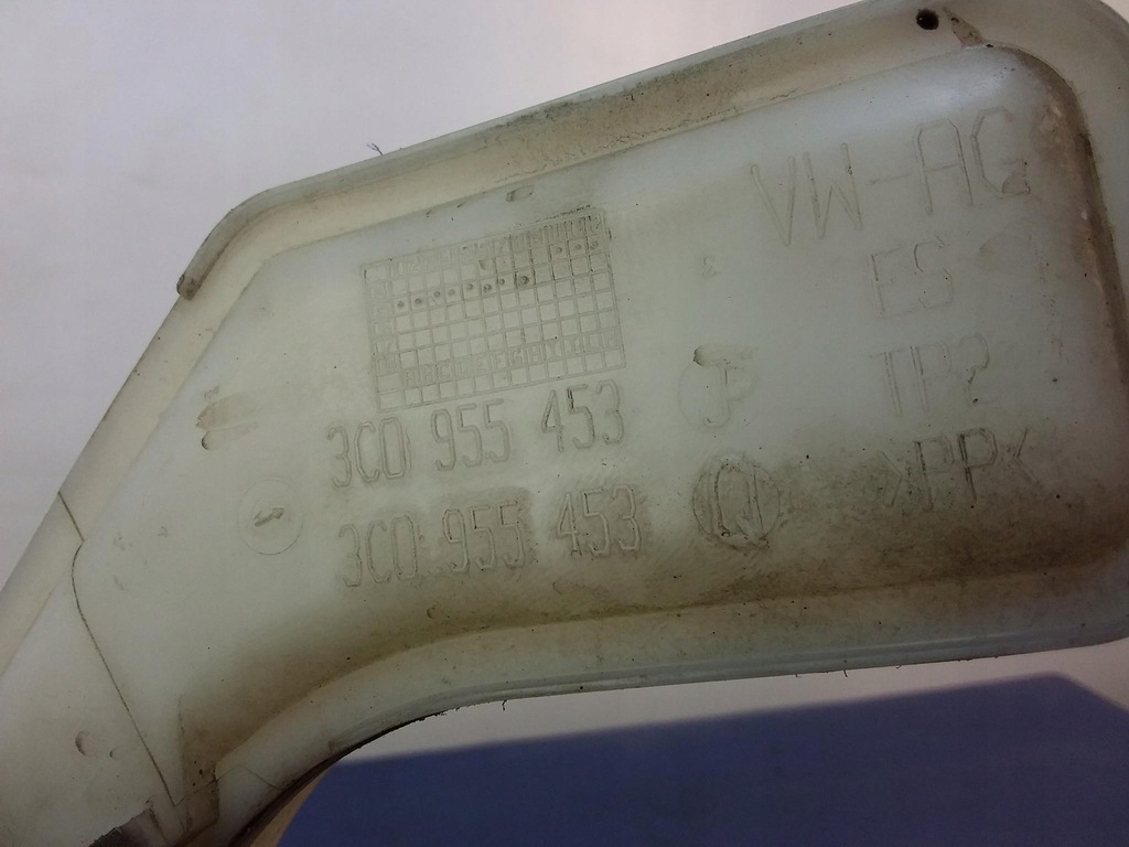 фото №4, Vw passat b6 бачок распылителя 3c0955453