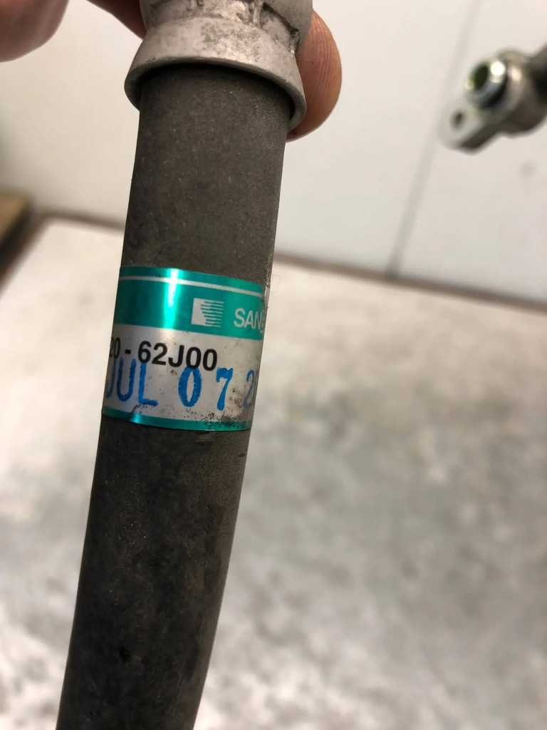 фото №6, Шланг кондиціонера suzuki swift mk6 95720-62j00